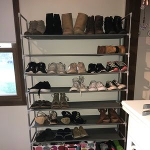 Meet your Posher, Edith